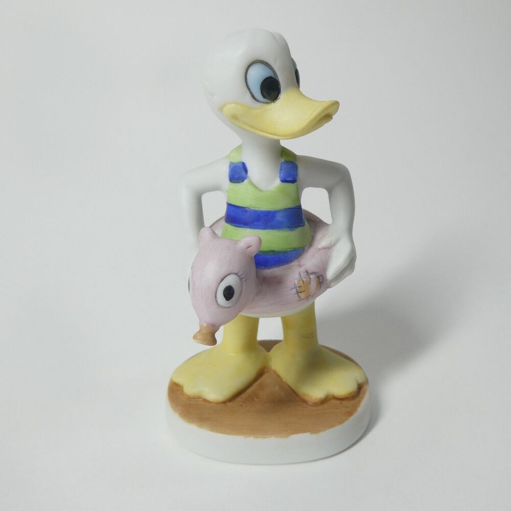 Donald Duck Figurine - Swimming Suit Floatie Swimsuit Vintage Walt Disney Prod.